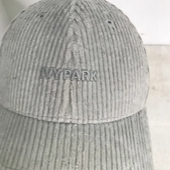 Ivy Park Adidas Corduroy Gray Baseball Hat - Picture 4 of 11